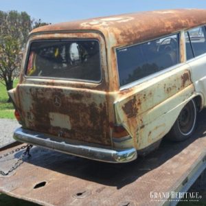 Mercedes_220_Guayin_1964_0970