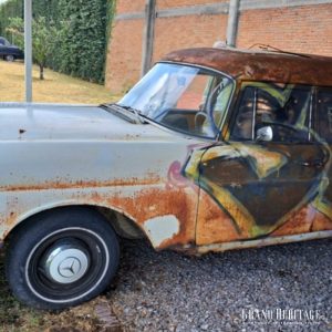 Mercedes_220_Guayin_1964_0971